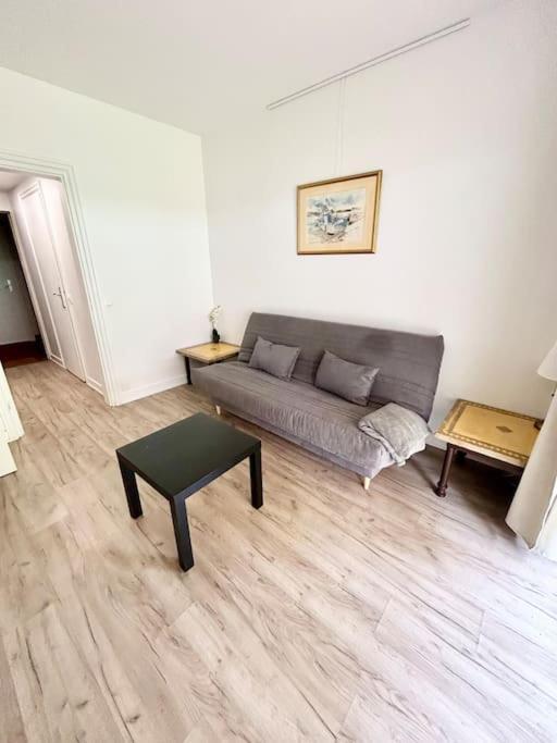 Les Amoureux A La Plage Deauville Ngoại thất bức ảnh